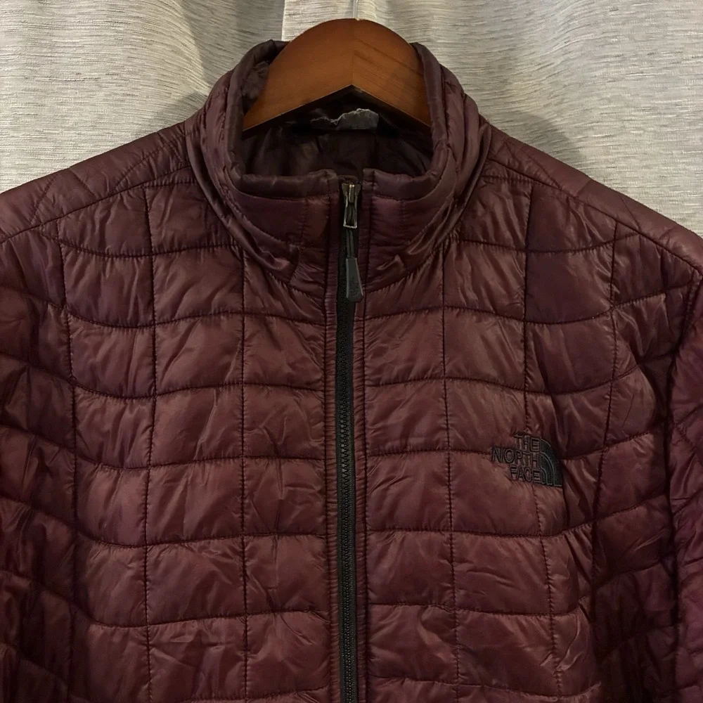 North Face Jacket Mens‎ Medium Red Thermoball Puffer Quilted Insulated Packable